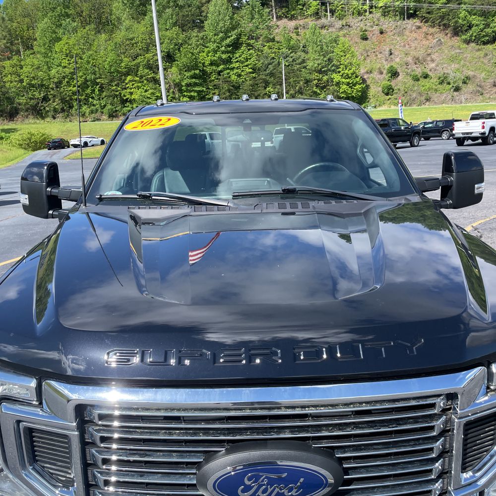 2022 Ford F-350 Super Duty Lariat