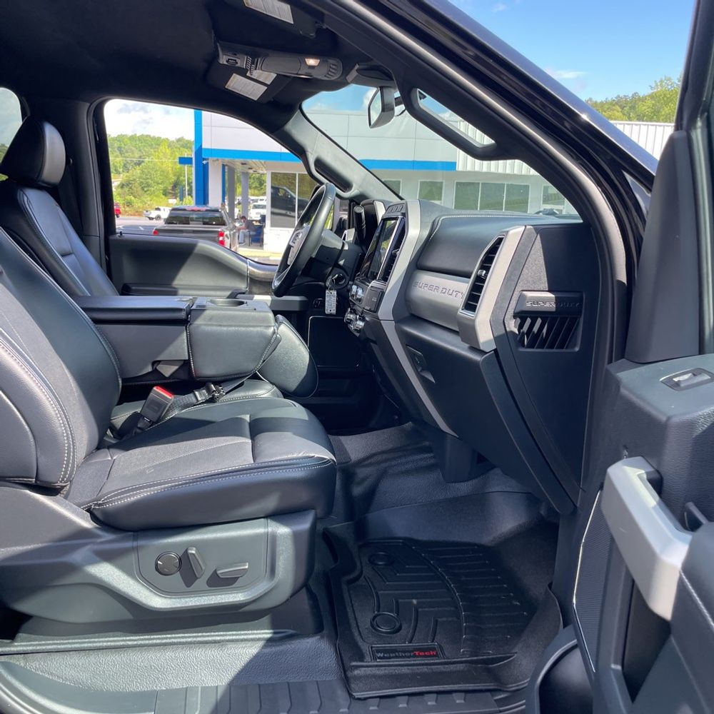 2022 Ford F-350 Super Duty Lariat