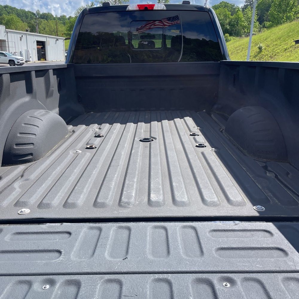 2022 Ford F-350 Super Duty Lariat