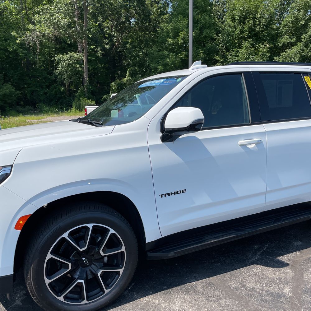 2024 Chevrolet Tahoe RST