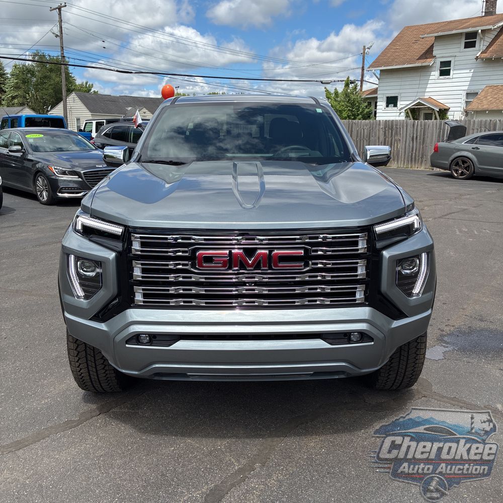 2025 GMC Canyon Denali