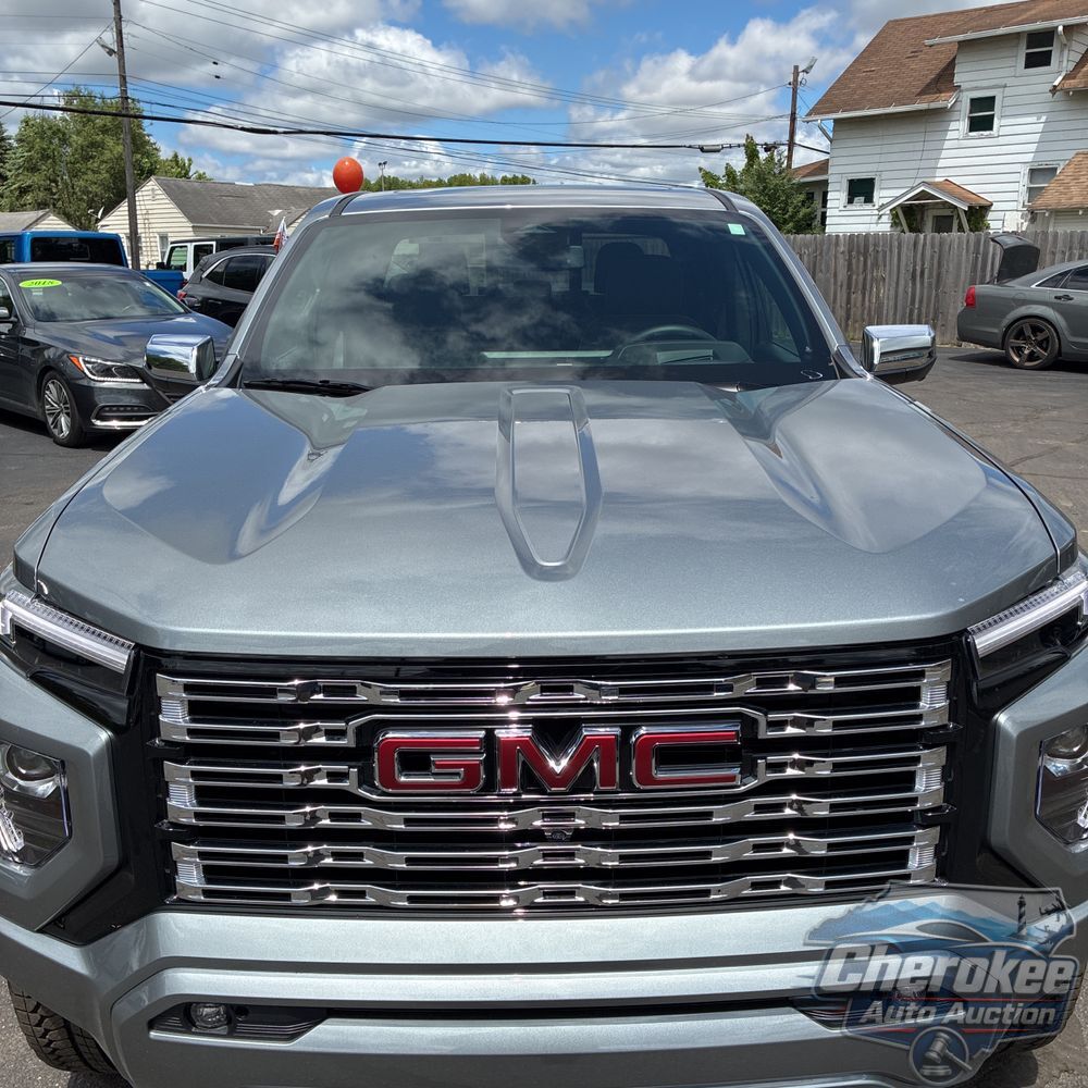 2025 GMC Canyon Denali
