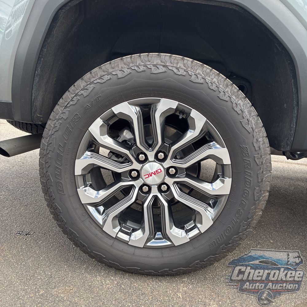2025 GMC Canyon Denali