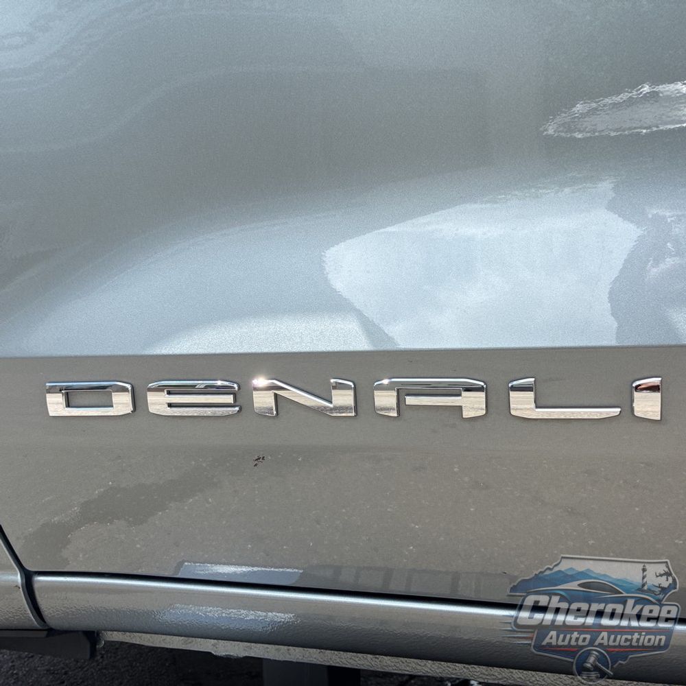 2025 GMC Canyon Denali