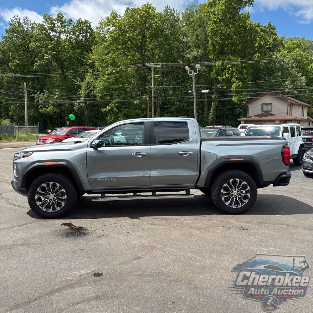 2025 GMC Canyon Denali