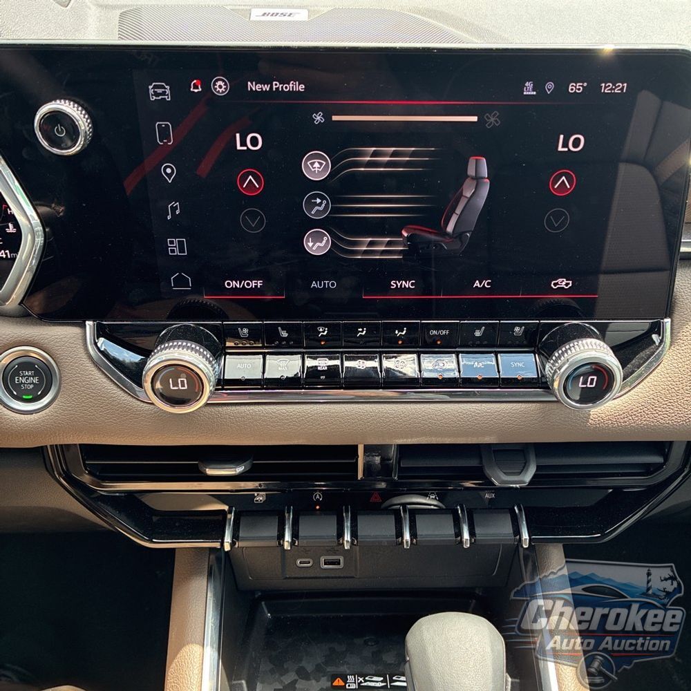 2025 GMC Canyon Denali
