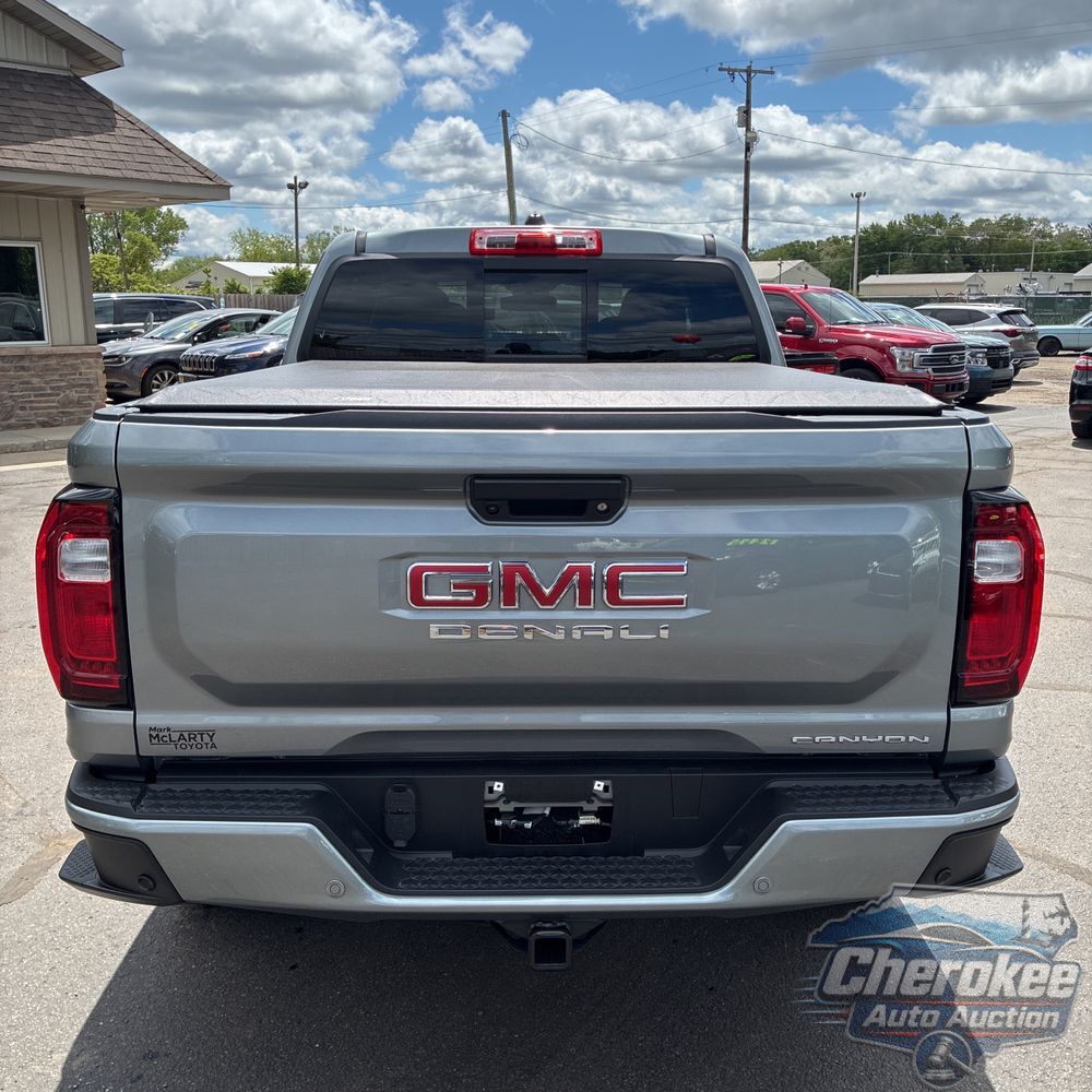 2025 GMC Canyon Denali