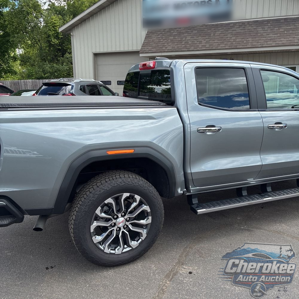 2025 GMC Canyon Denali