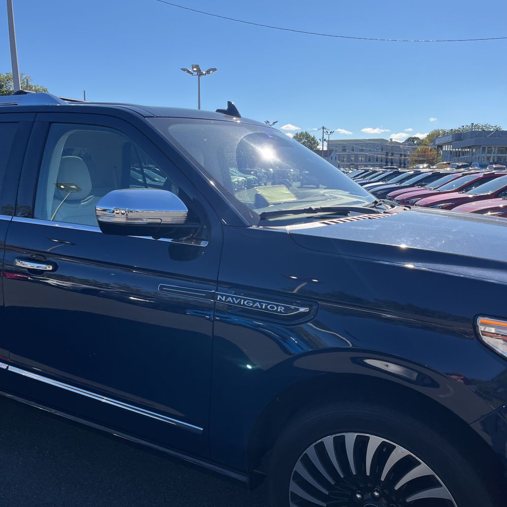 2019 Lincoln Navigator L Black Label
