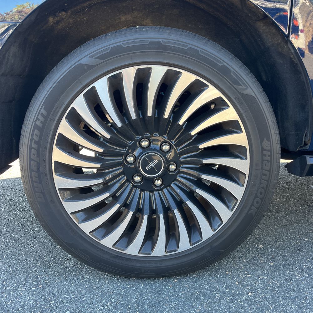 2019 Lincoln Navigator L Black Label