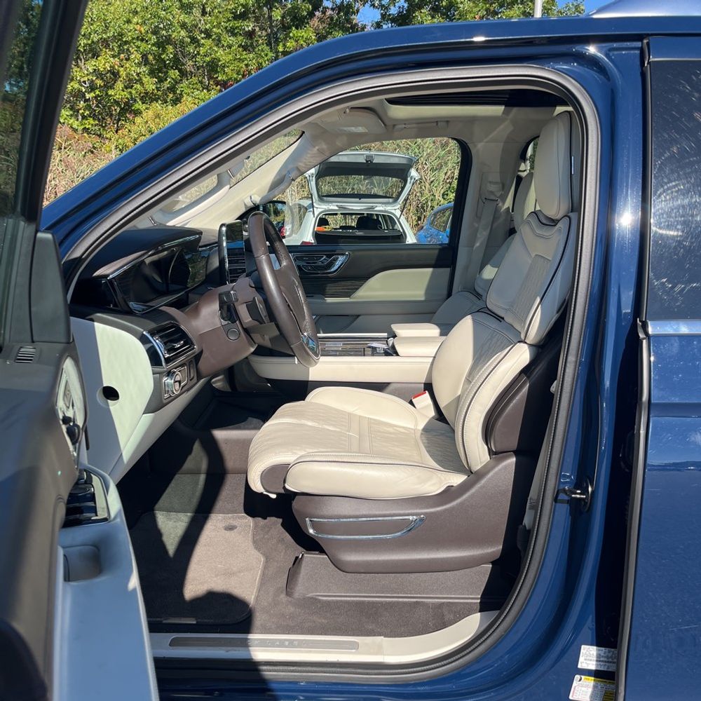 2019 Lincoln Navigator L Black Label