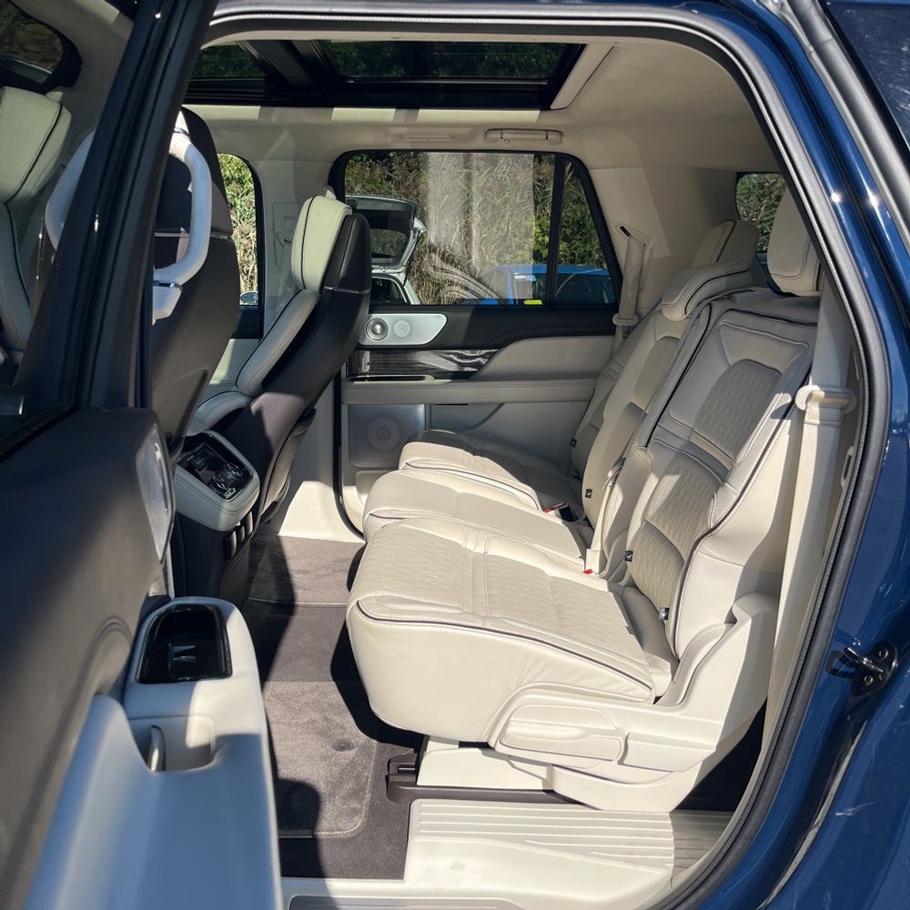 2019 Lincoln Navigator L Black Label