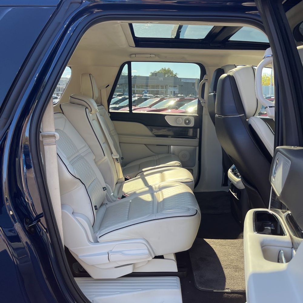 2019 Lincoln Navigator L Black Label