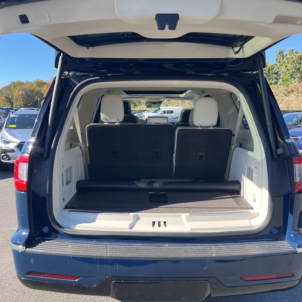 2019 Lincoln Navigator L Black Label