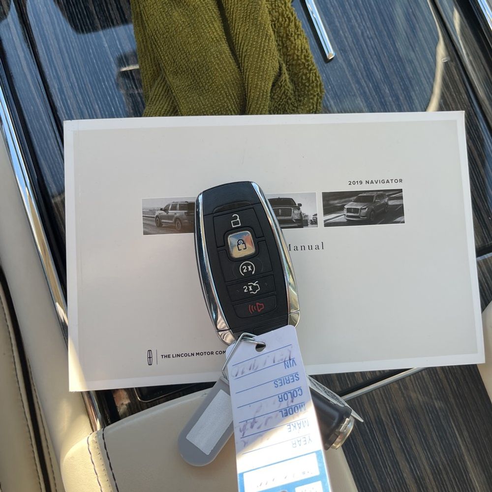2019 Lincoln Navigator L Black Label