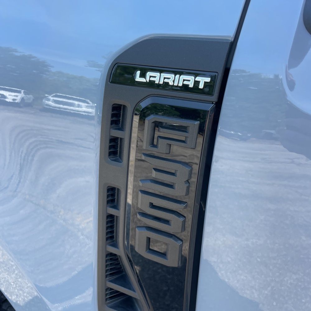 2024 Ford F-350 Super Duty Lariat