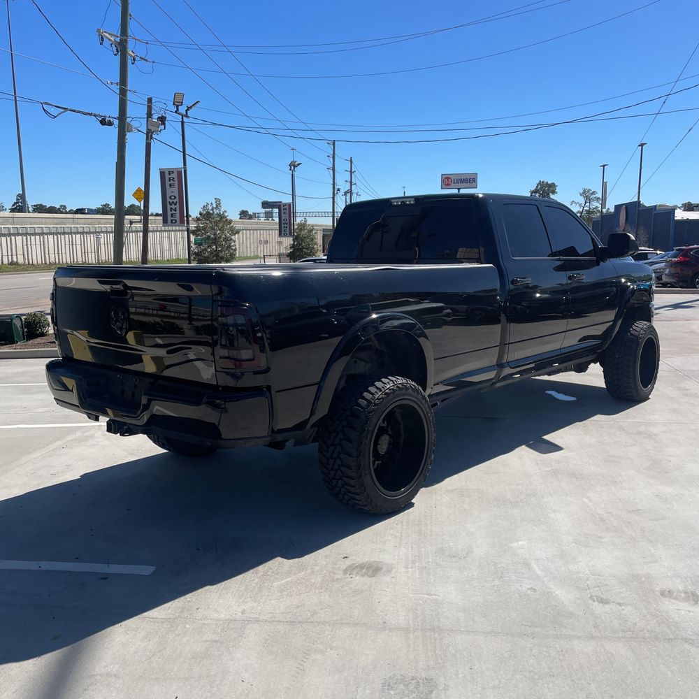 2020 Ram 3500 Laramie