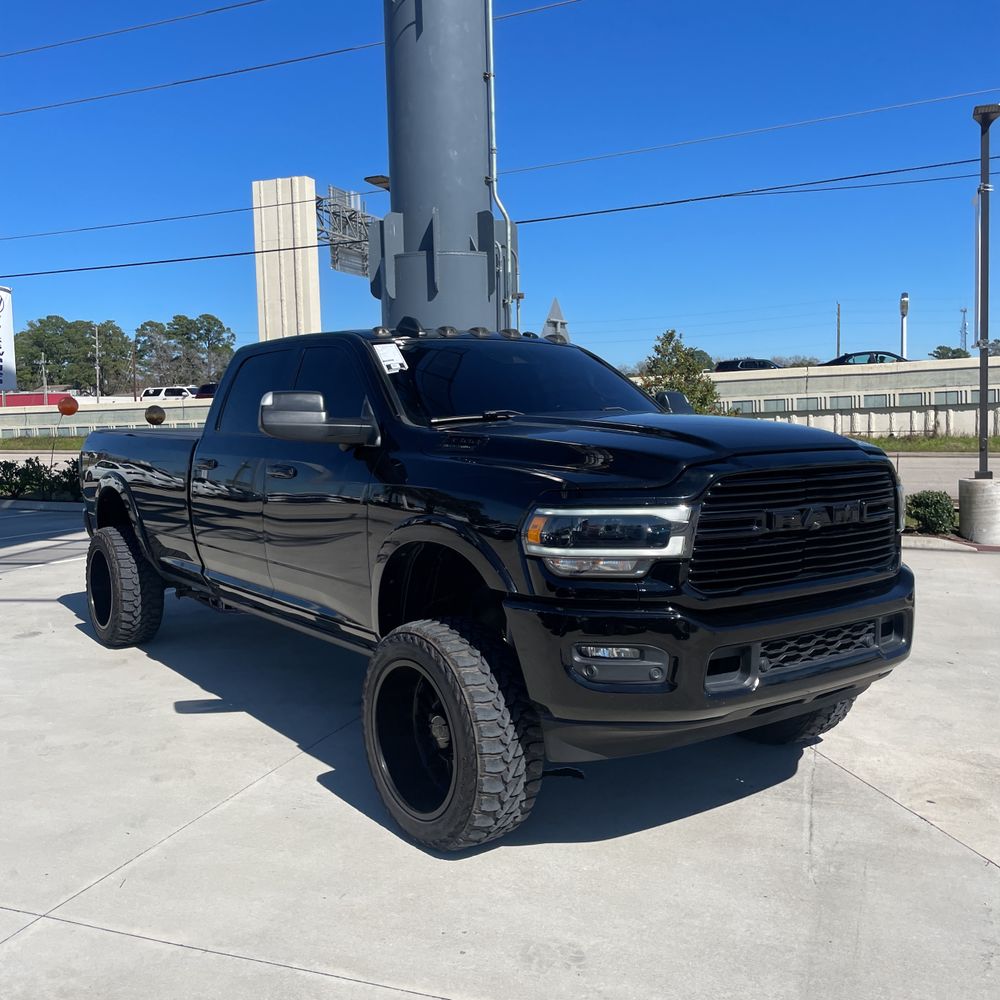 2020 Ram 3500 Laramie
