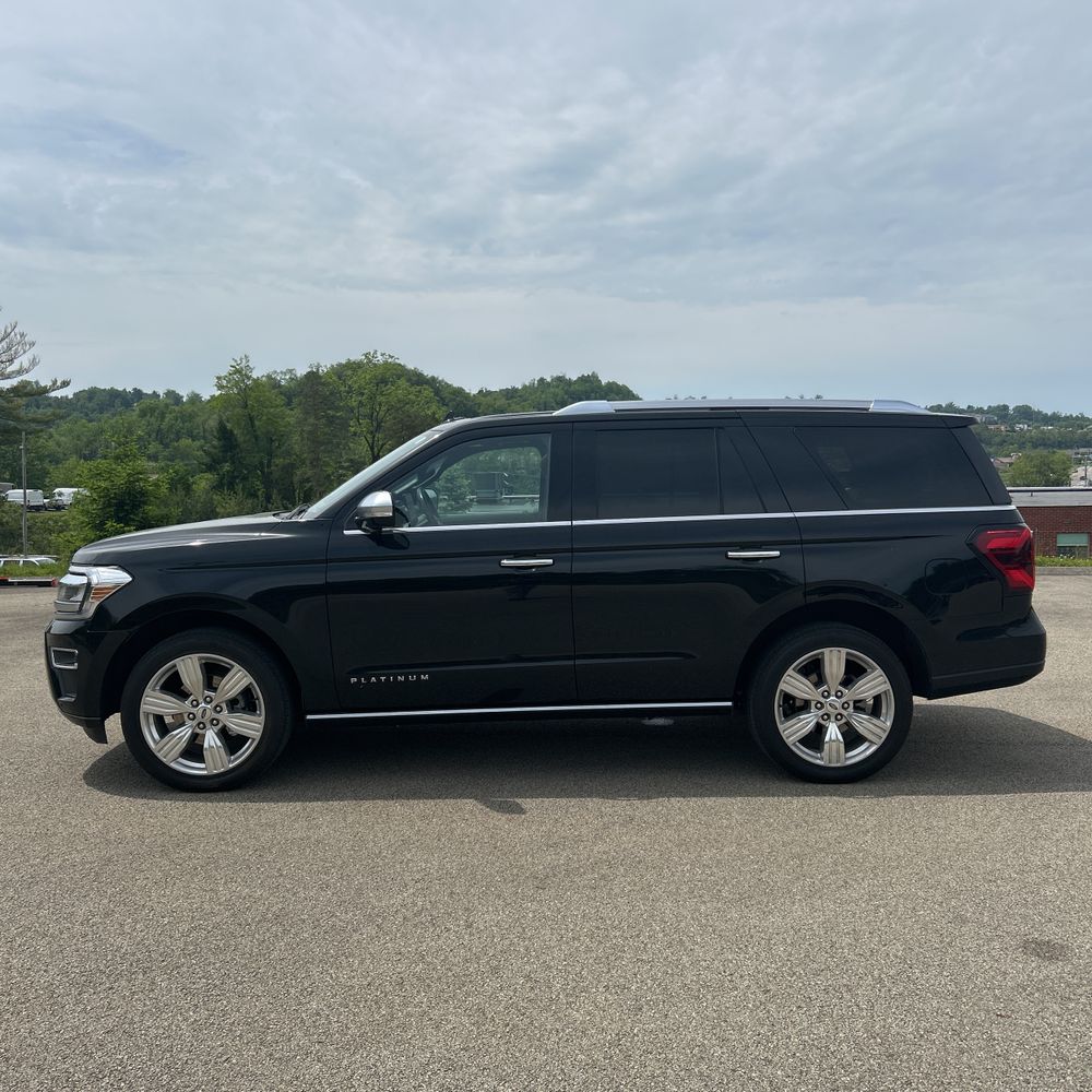 2023 Ford Expedition Platinum