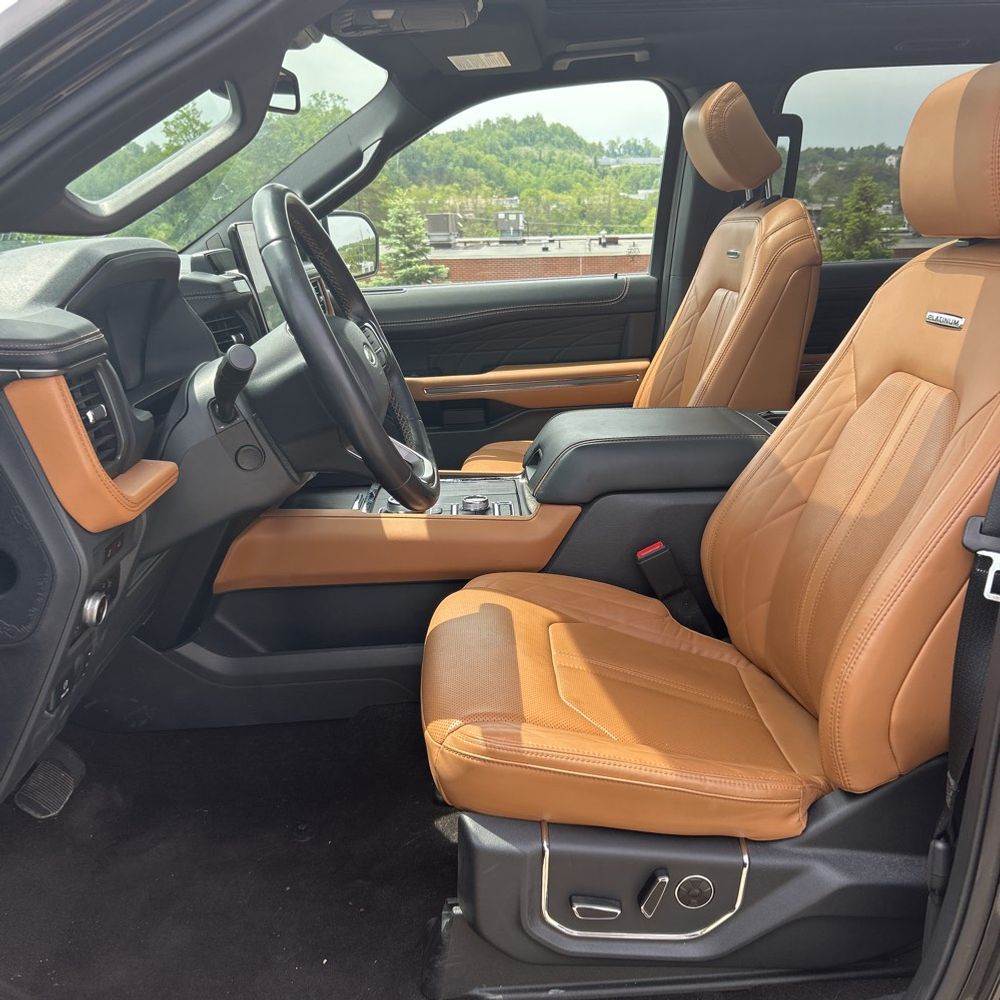 2023 Ford Expedition Platinum