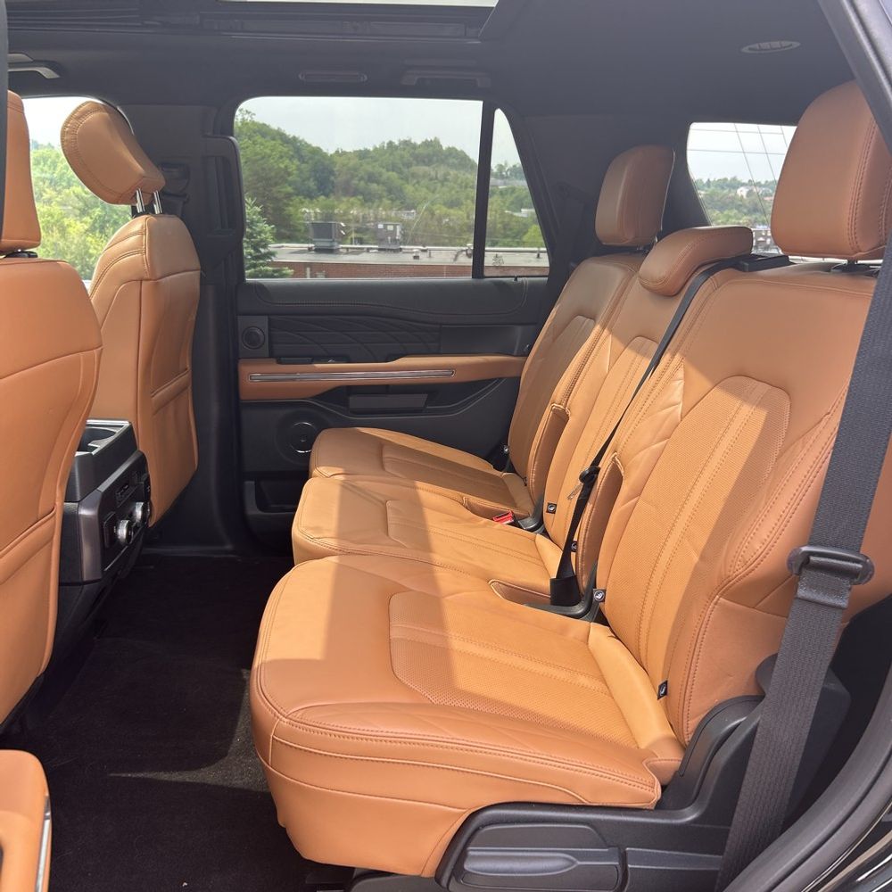 2023 Ford Expedition Platinum