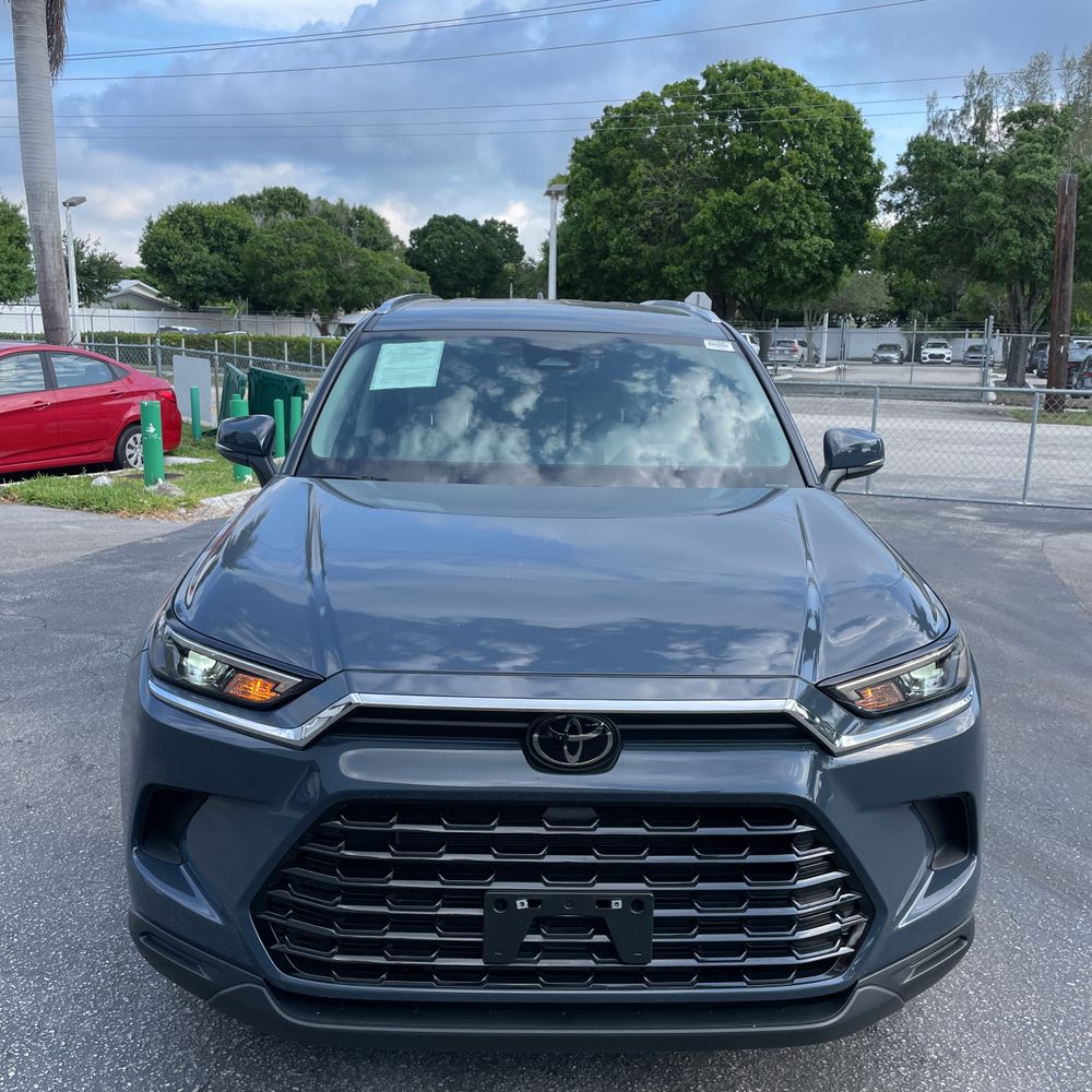 2024 Toyota Grand Highlander XLE