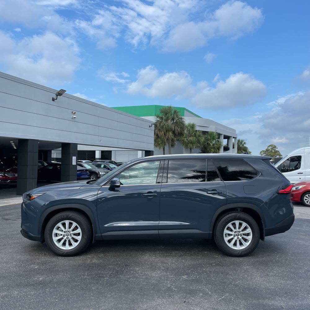 2024 Toyota Grand Highlander XLE