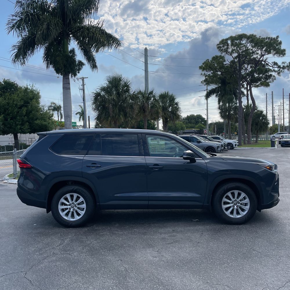 2024 Toyota Grand Highlander XLE