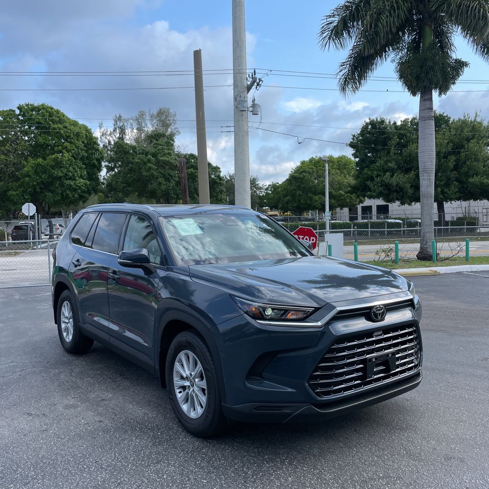 2024 Toyota Grand Highlander XLE