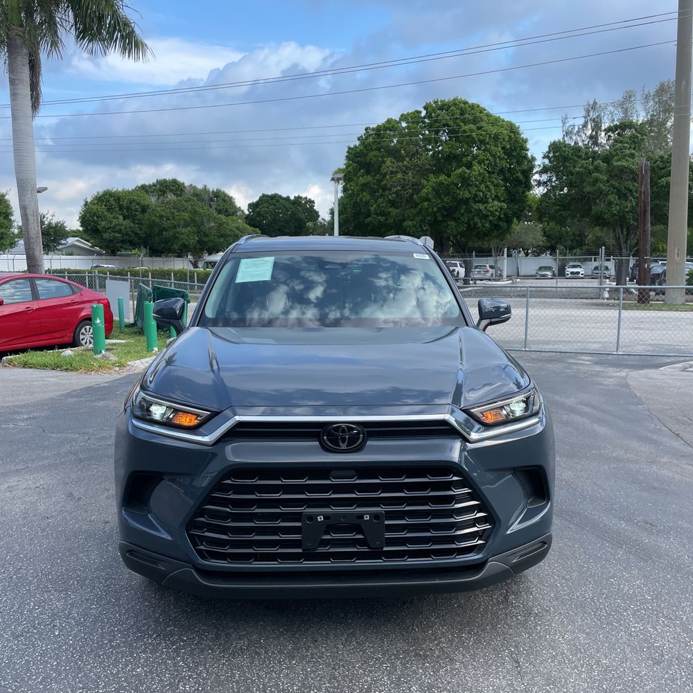 2024 Toyota Grand Highlander XLE