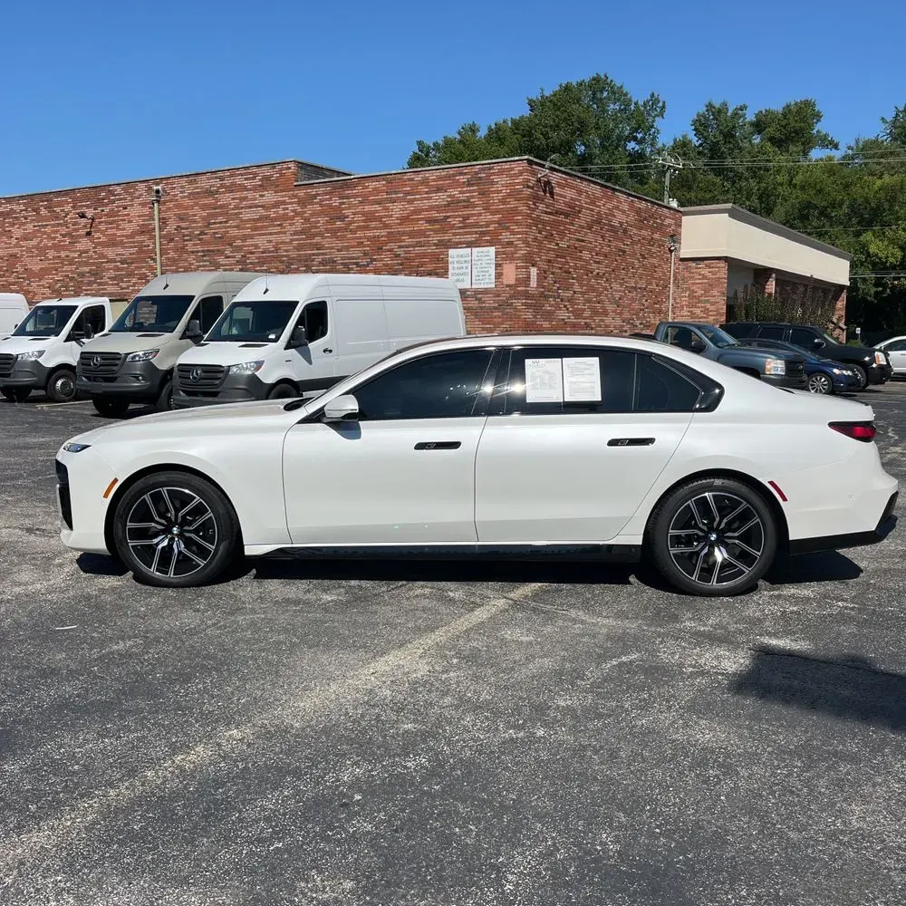 2023 BMW 7-Series 760xi