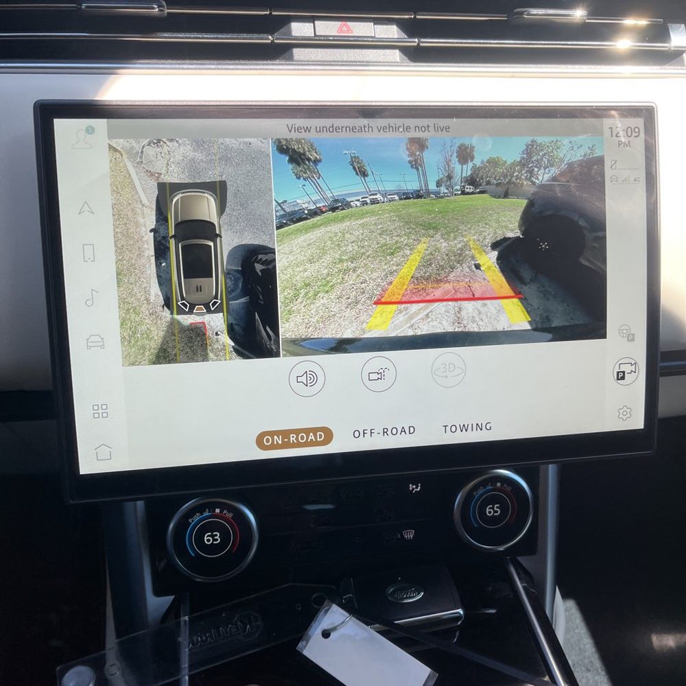 2023 Land Rover Range Rover P530 SE LWB