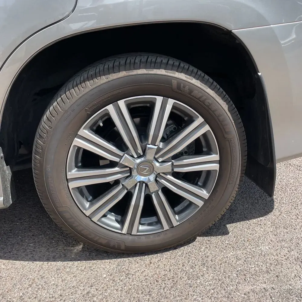 2016 Lexus LX 570 Base