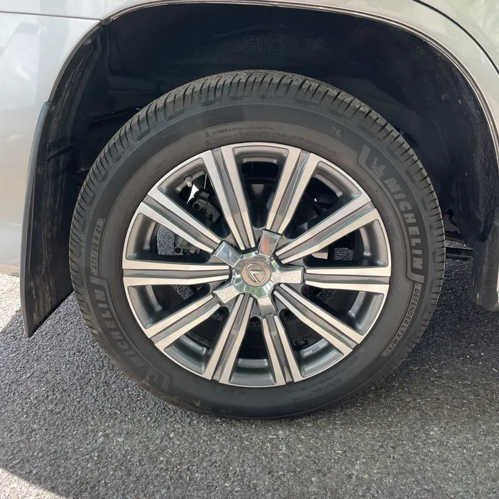 2016 Lexus LX 570 Base