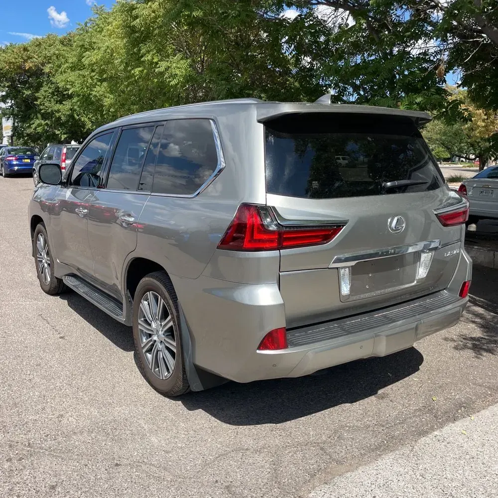 2016 Lexus LX 570 Base