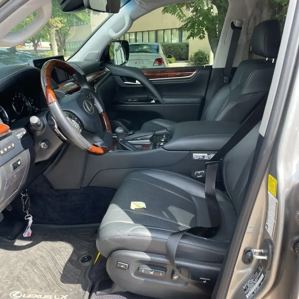 2016 Lexus LX 570 Base