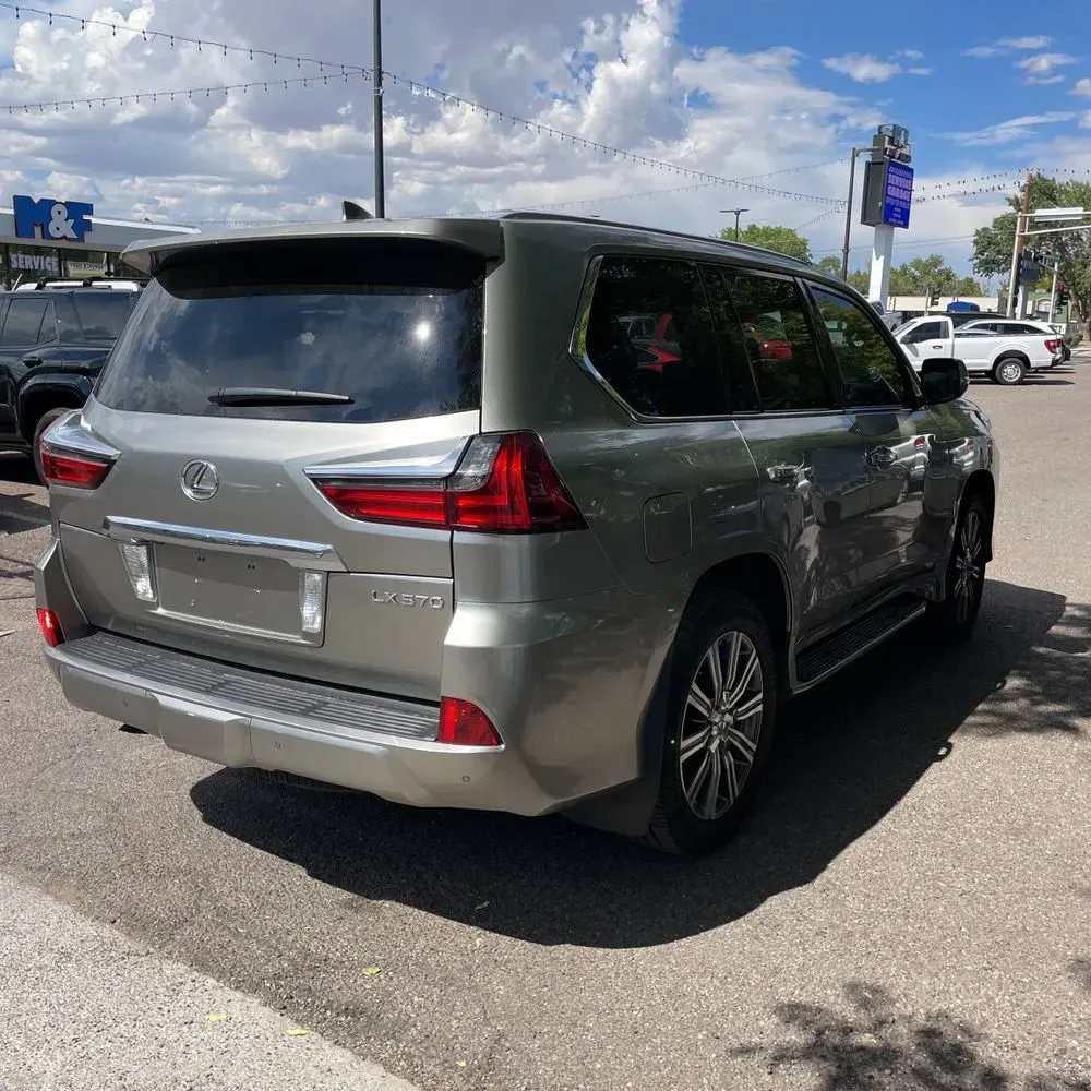 2016 Lexus LX 570 Base