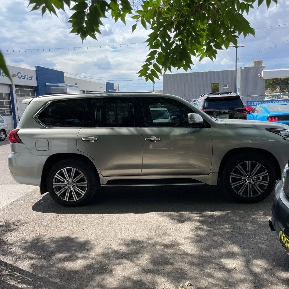 2016 Lexus LX 570 Base
