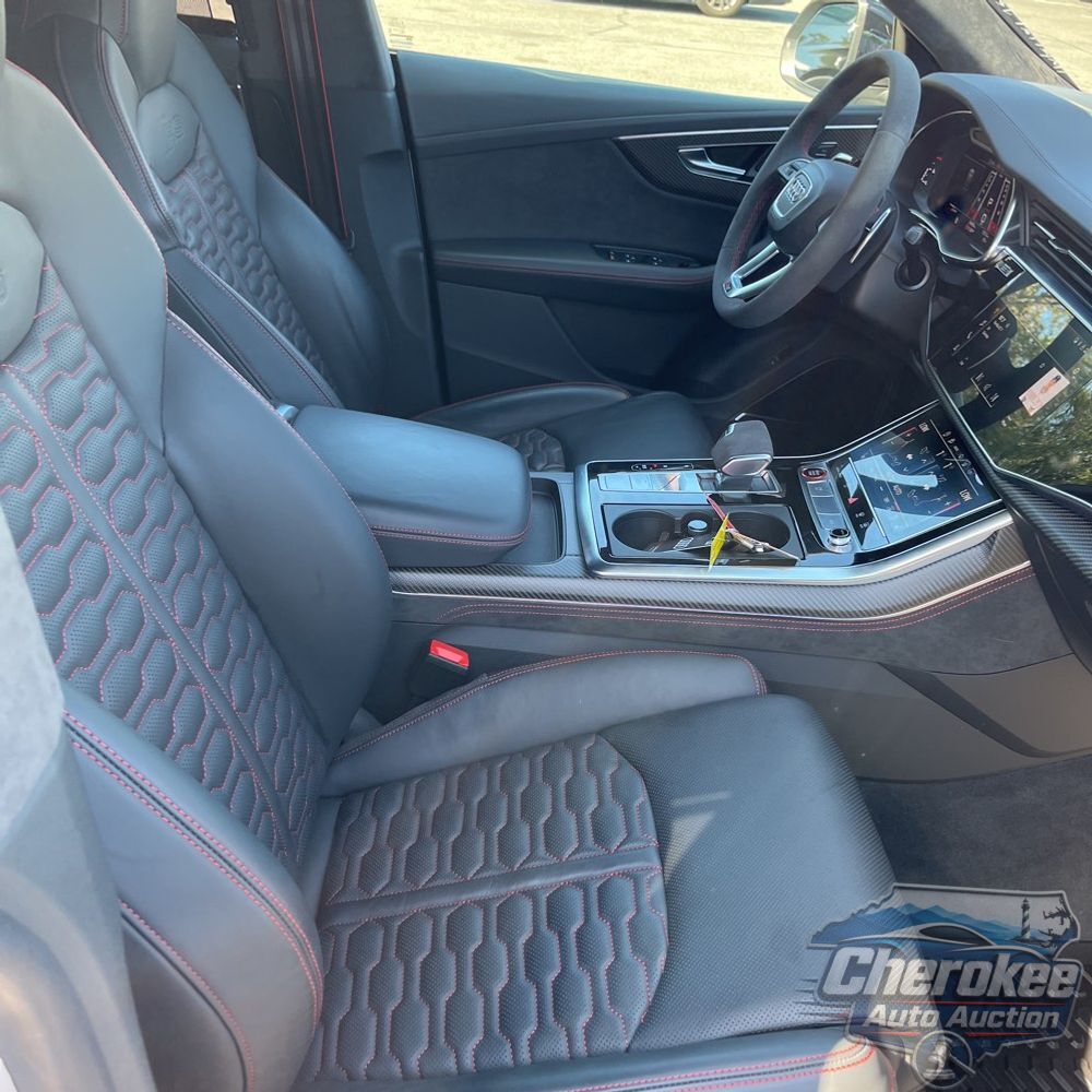 2022 Audi RS Q8