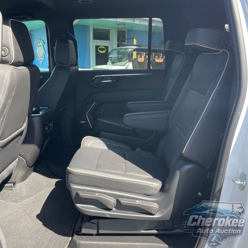 2025 Chevrolet Suburban Premier