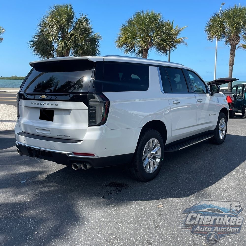 2025 Chevrolet Suburban Premier