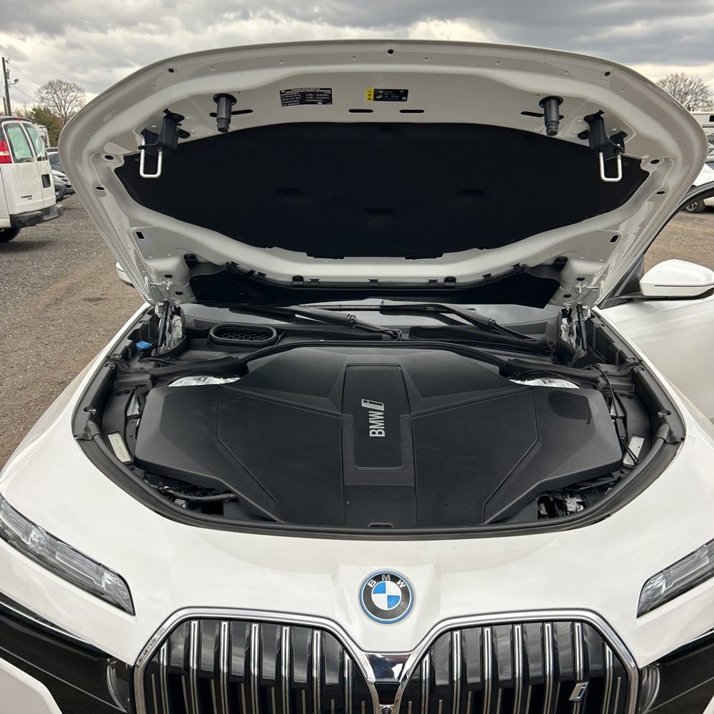 2023 BMW i7 xDrive60
