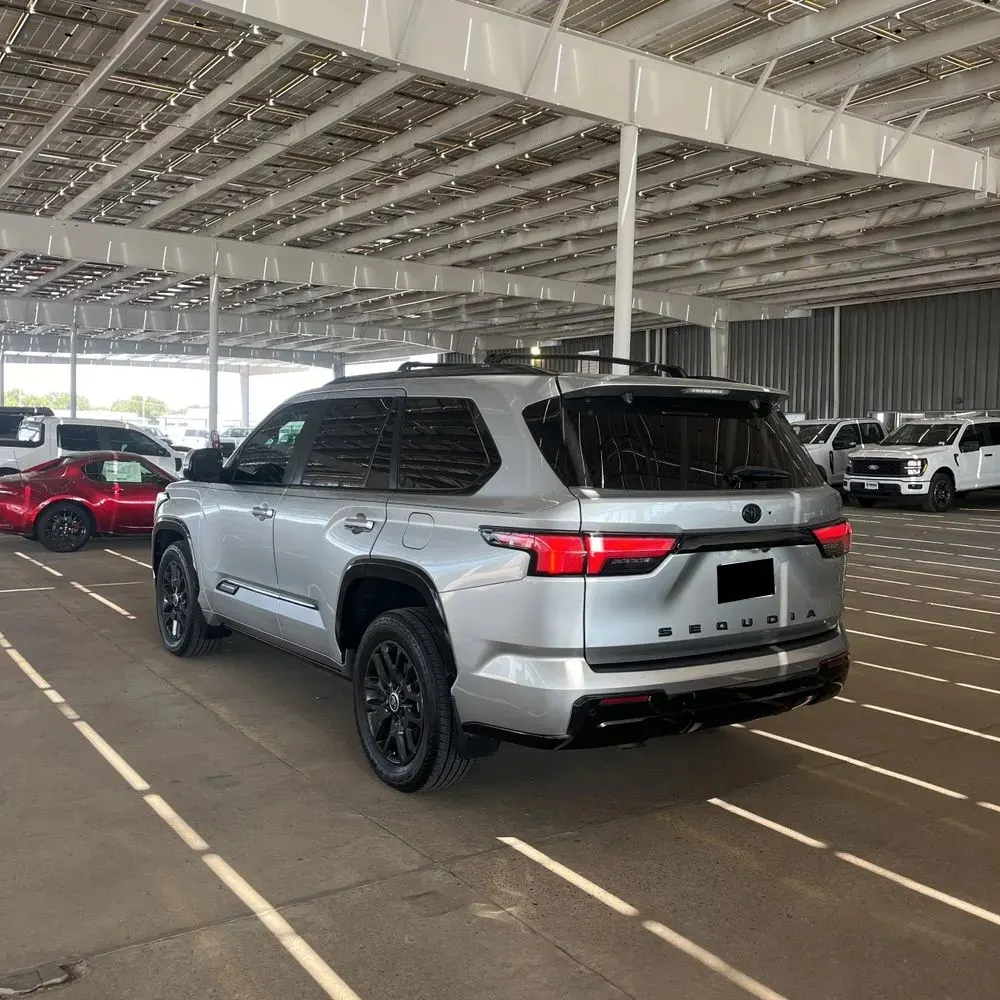 2024 Toyota Sequoia Platinum
