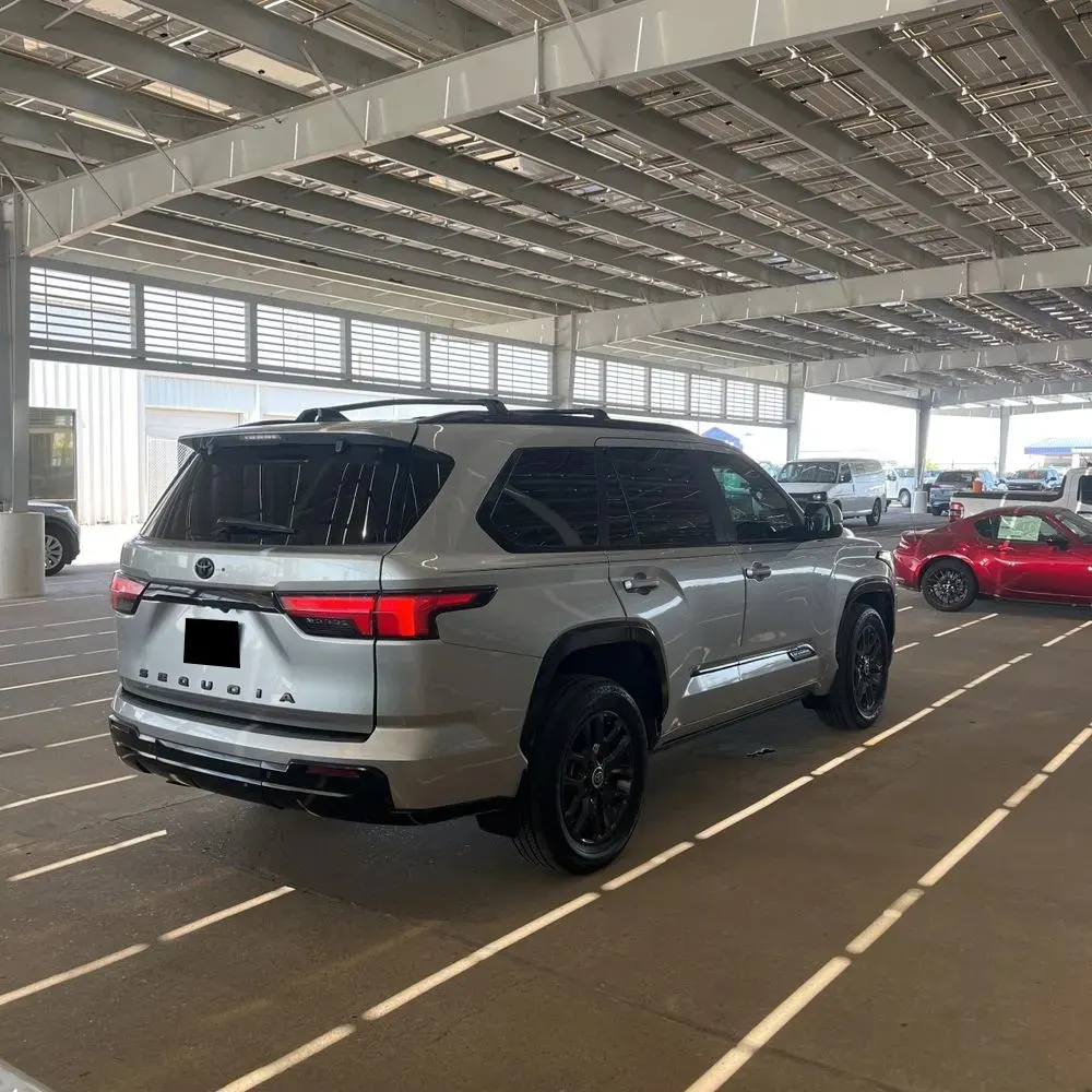 2024 Toyota Sequoia Platinum