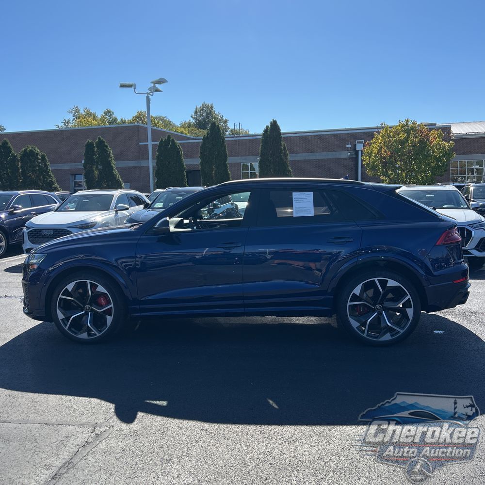 2023 Audi RS Q8