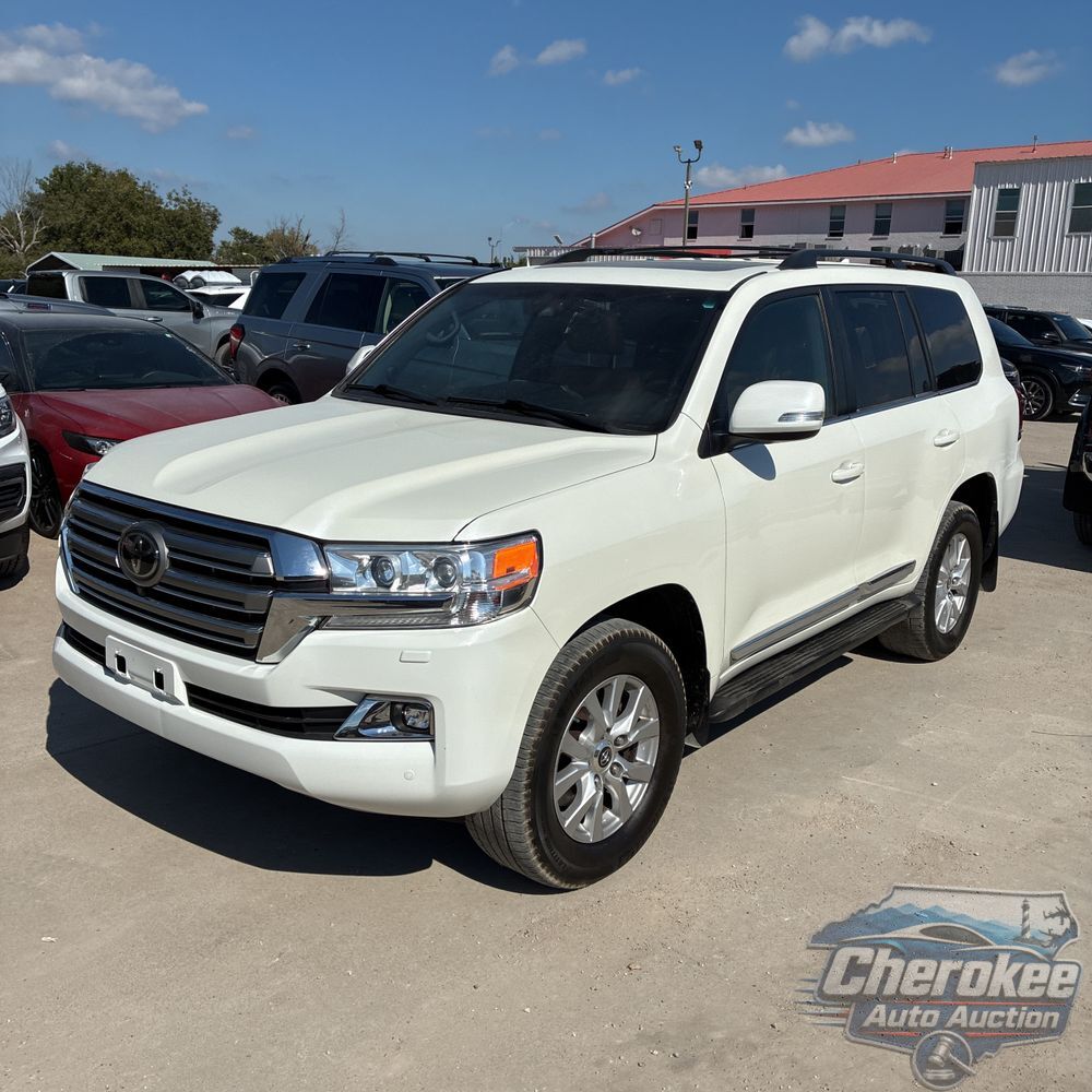 2020 Toyota Land Cruiser Base