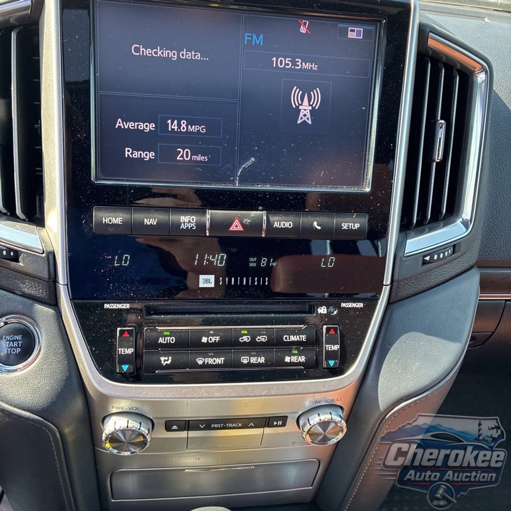 2020 Toyota Land Cruiser Base