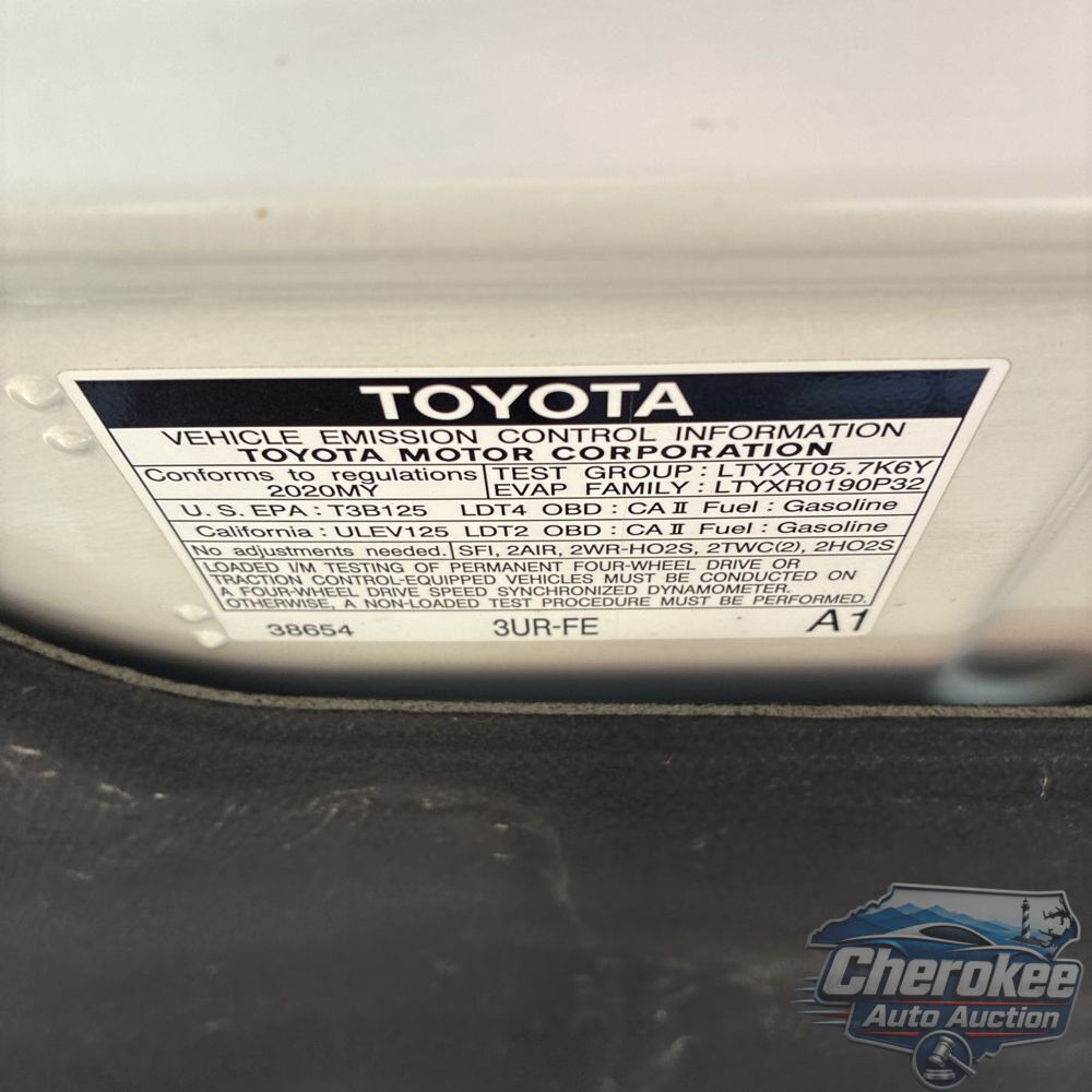 2020 Toyota Land Cruiser Base
