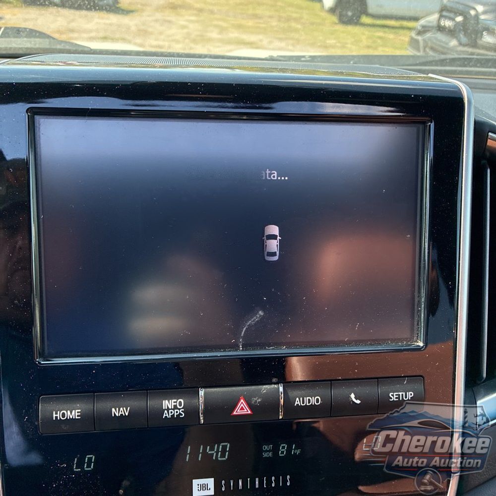 2020 Toyota Land Cruiser Base
