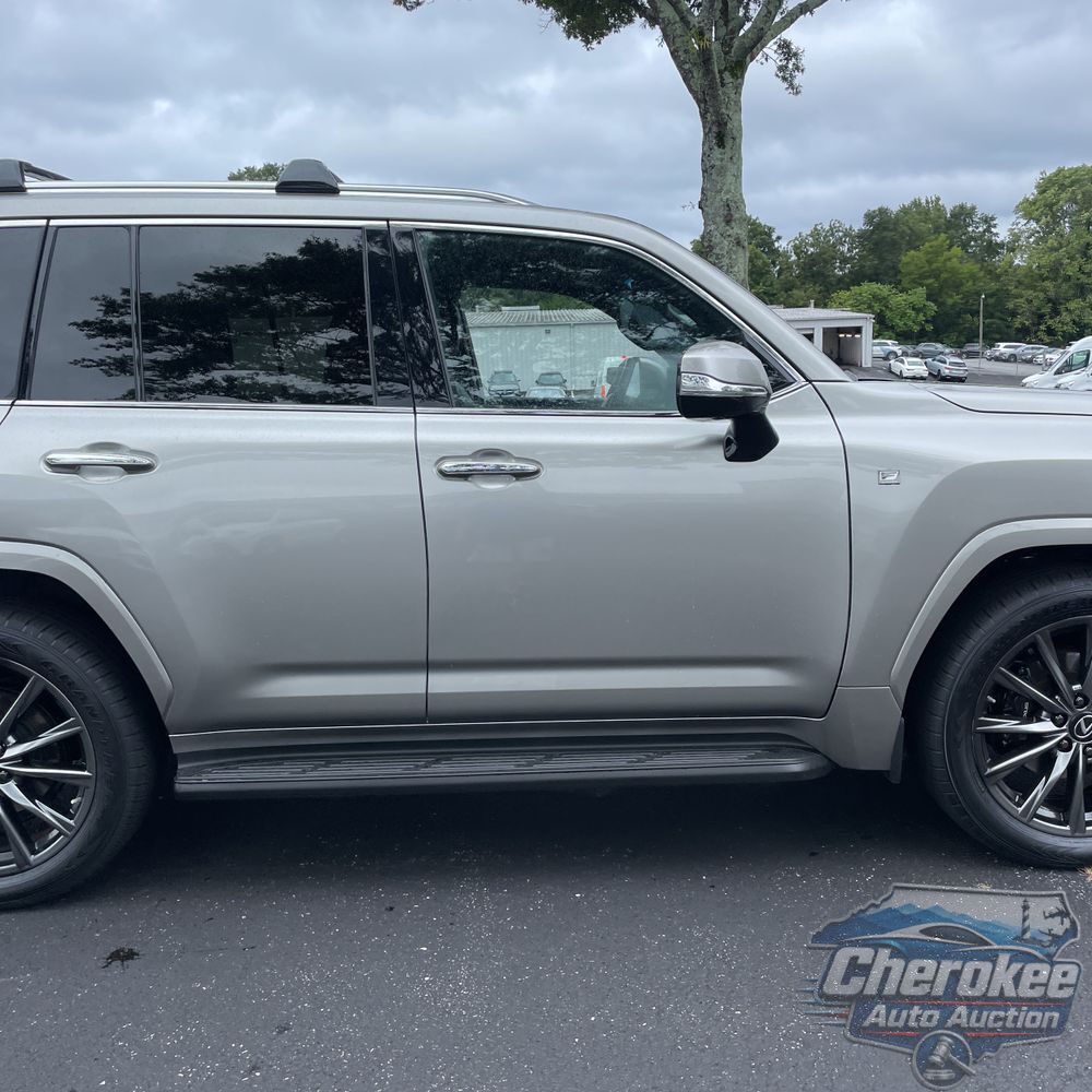 2023 Lexus LX 600 F SPORT Handling